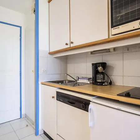 Apartment Le Village De Cap Esterel - Maeva - 5 Personnes - Budget Mae-5883
